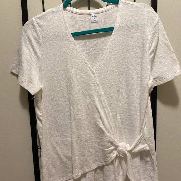 Basic Tops - Picture 5 of 7